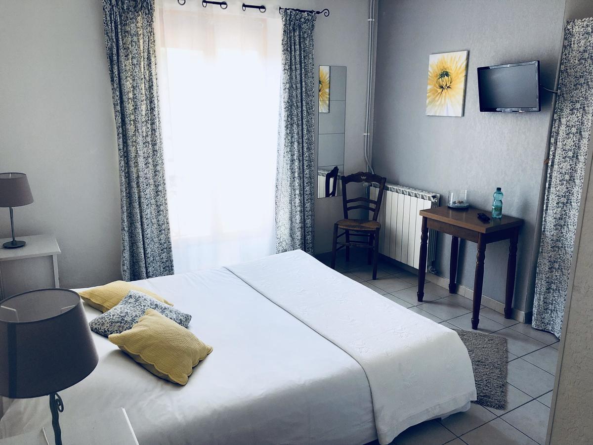 Le Clos Des Acacias Signes Exterior foto
